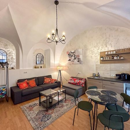 Serenity House Apartments Sibiu Ngoại thất bức ảnh