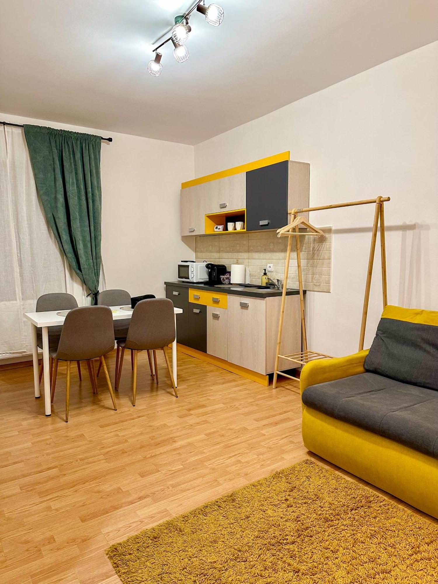 Serenity House Apartments Sibiu Phòng bức ảnh
