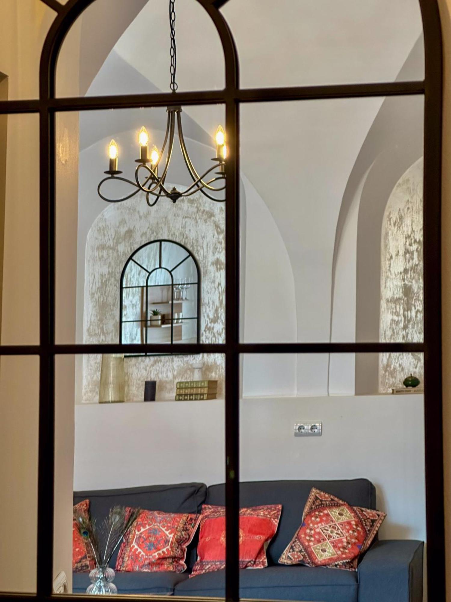 Serenity House Apartments Sibiu Ngoại thất bức ảnh