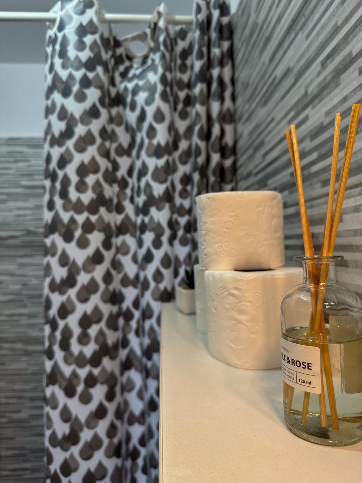 Serenity House Apartments Sibiu Phòng bức ảnh