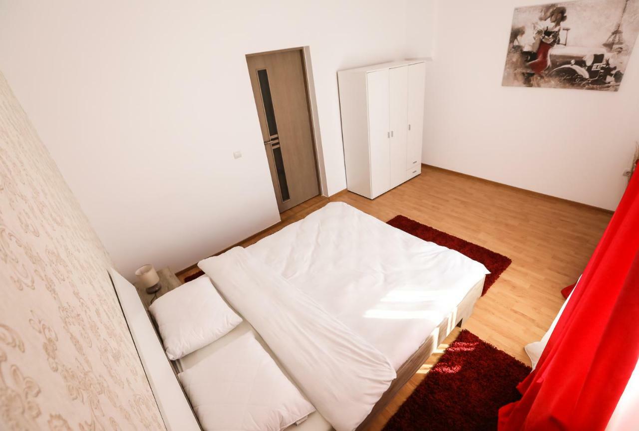 Serenity House Apartments Sibiu Ngoại thất bức ảnh